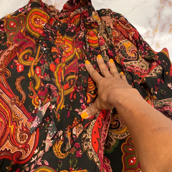 Zara women paisley blouse. Features ruffle collar sleeves & front placket. SZ M - Picture 2 of 7
